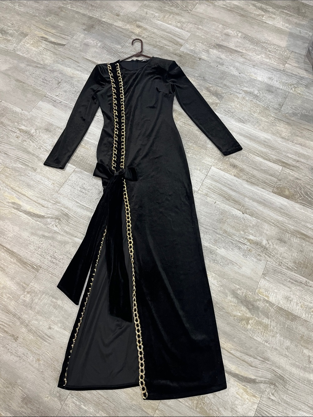 H&Y Collection dress Black Long Sleeve Velvet Evening Dress with Gold Chain Trim